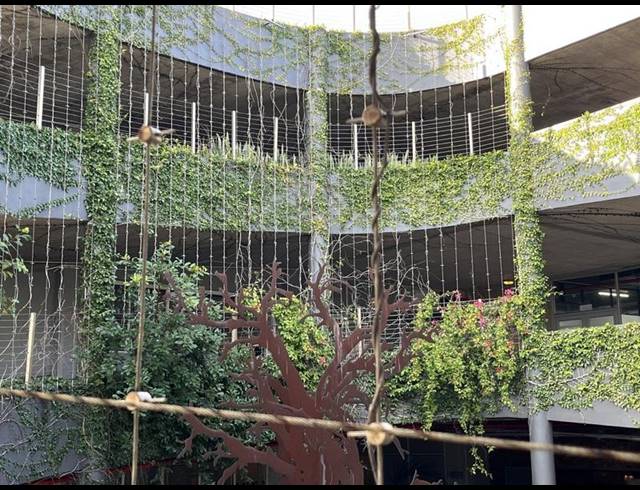 BUSINESS PROPERTY TO RENT IN NORTHGATE ISLAND